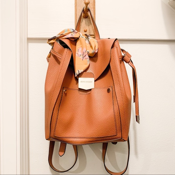Steve Madden Handbags - Steve Madden Backpack Purse